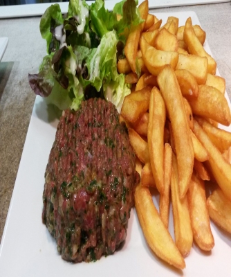 Envie de coquillage ou de fruit de mer ? Rendez-vous à la Brasserie de la Mer "Chez Zatti" au Bestouan !