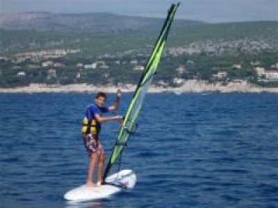 Cassis Sports et Loisirs Nautiques, pour une sortie en kayak avec vos enfants